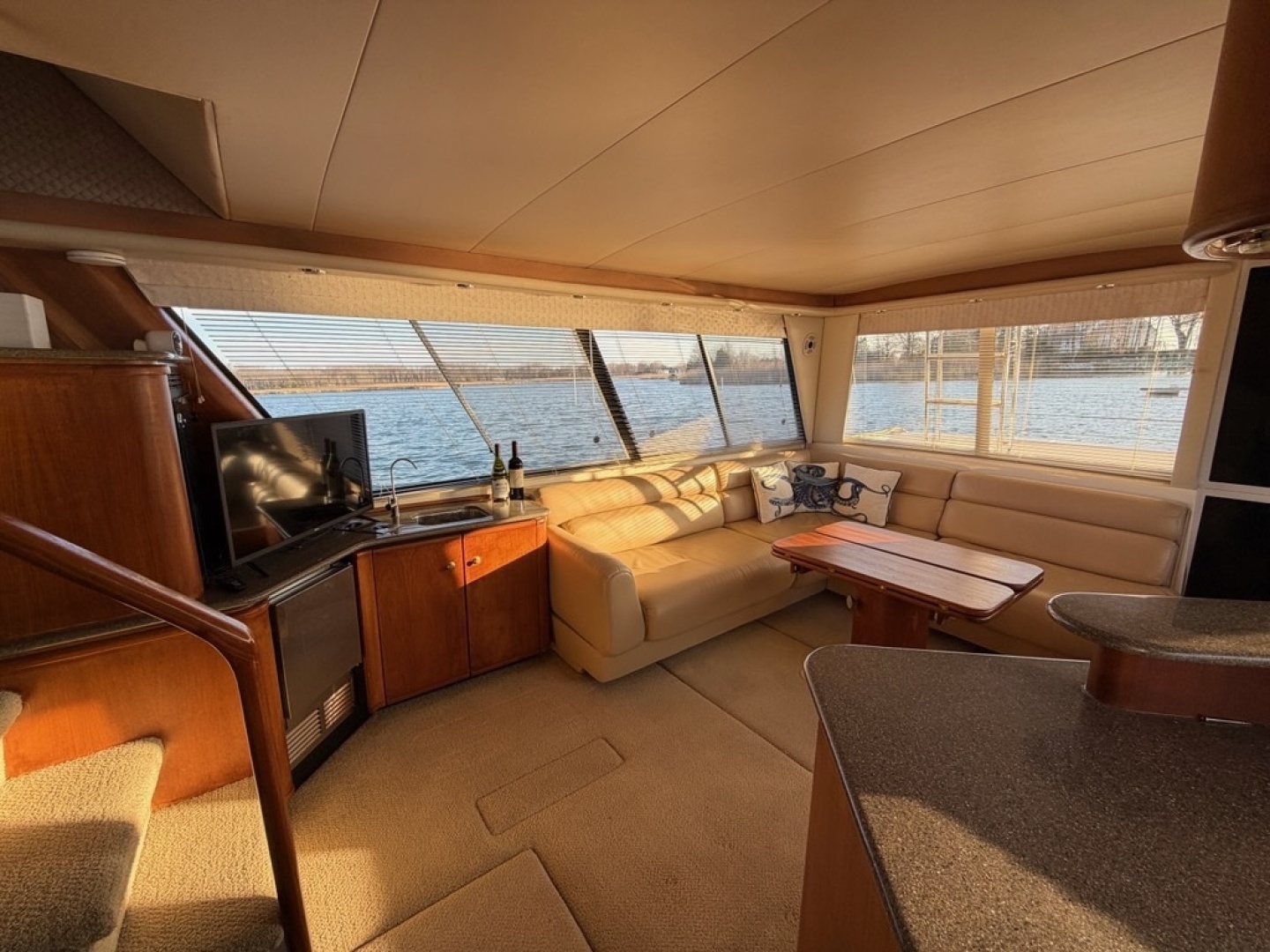 1999 Bayliner 4788 - Image 16