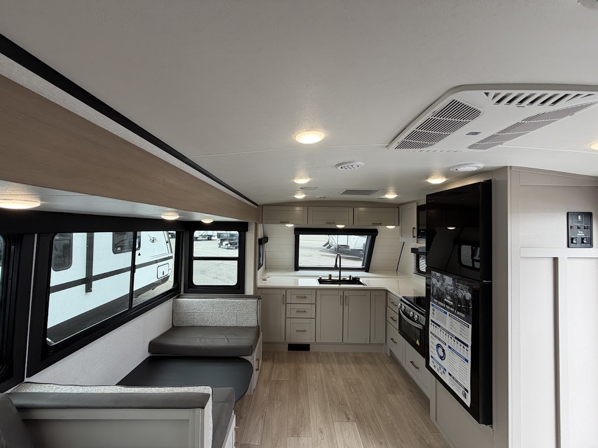 2027 JAYCO JAY FEATHER 26FK - Image 11