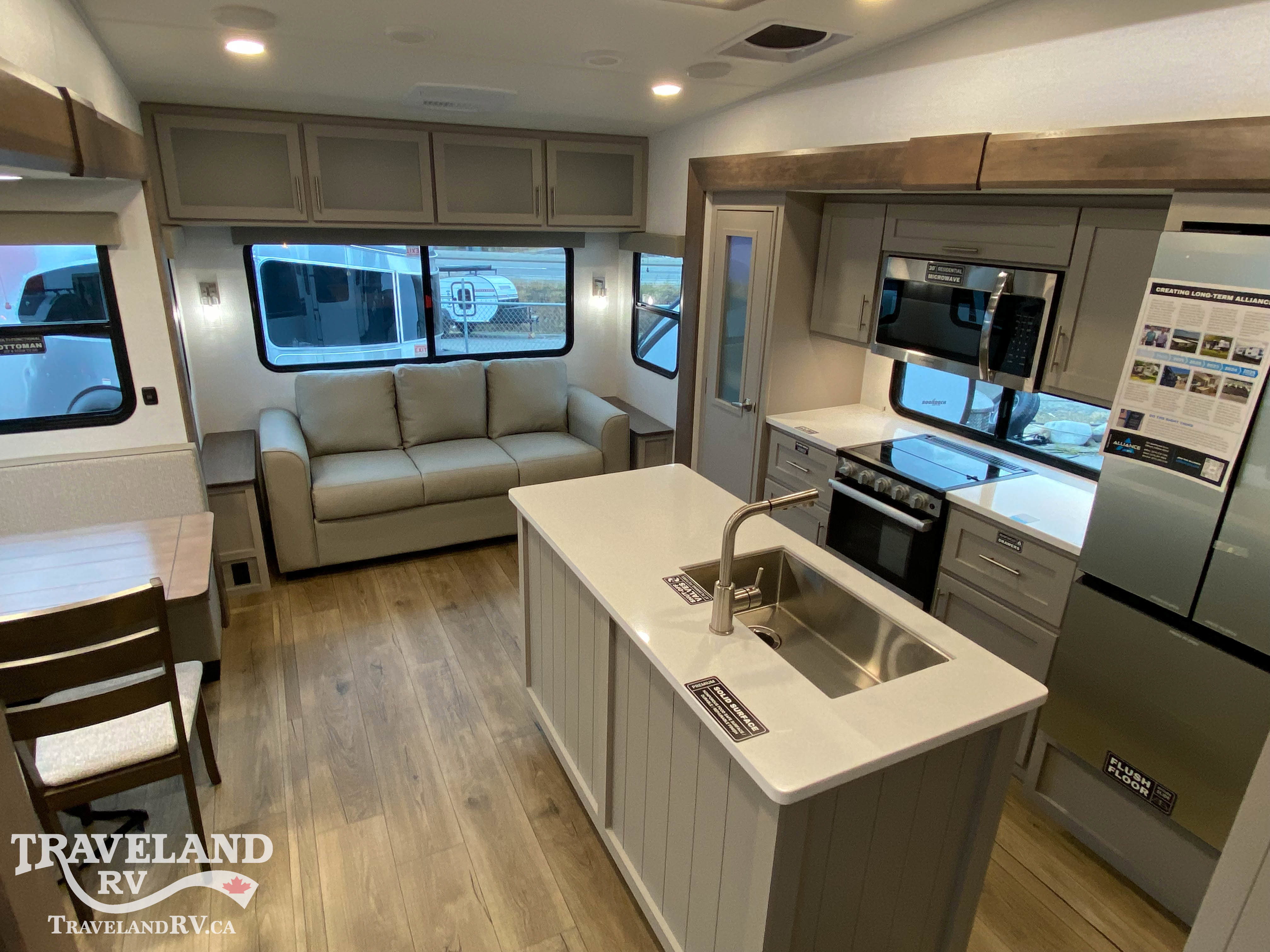 2026 Alliance RV AVENUE 25RL - Image 6