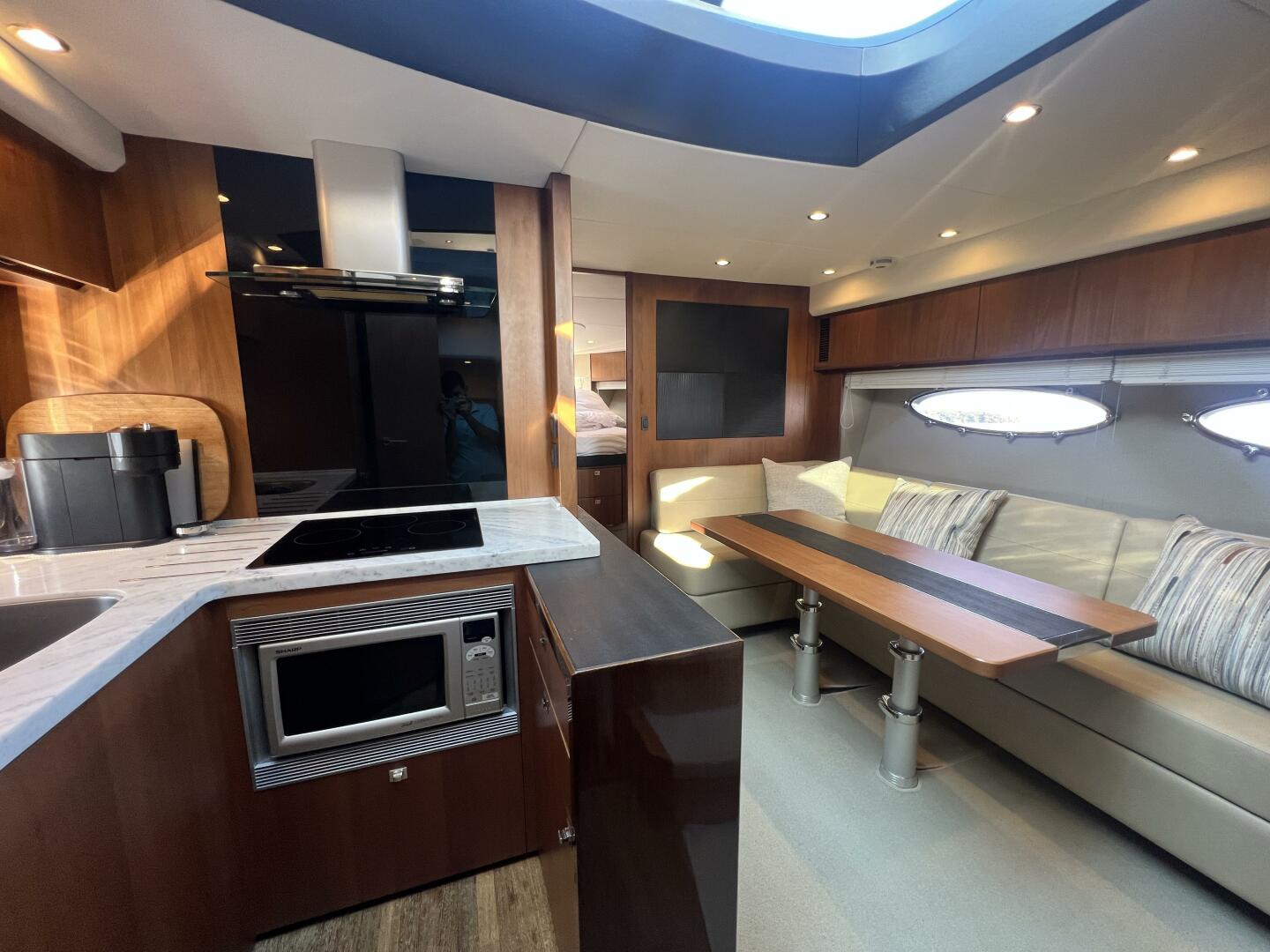 2015 Princess V52 - Image 15