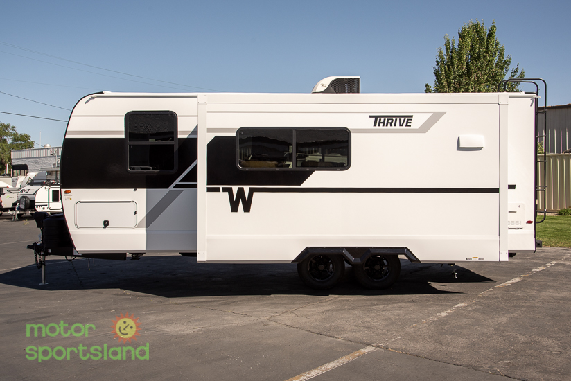 2026 Winnebago Thrive 22MLS - Image 10