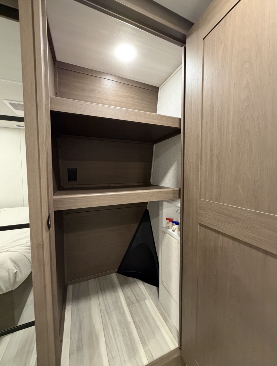 2026 Keystone Cougar 316RLS - Image 23