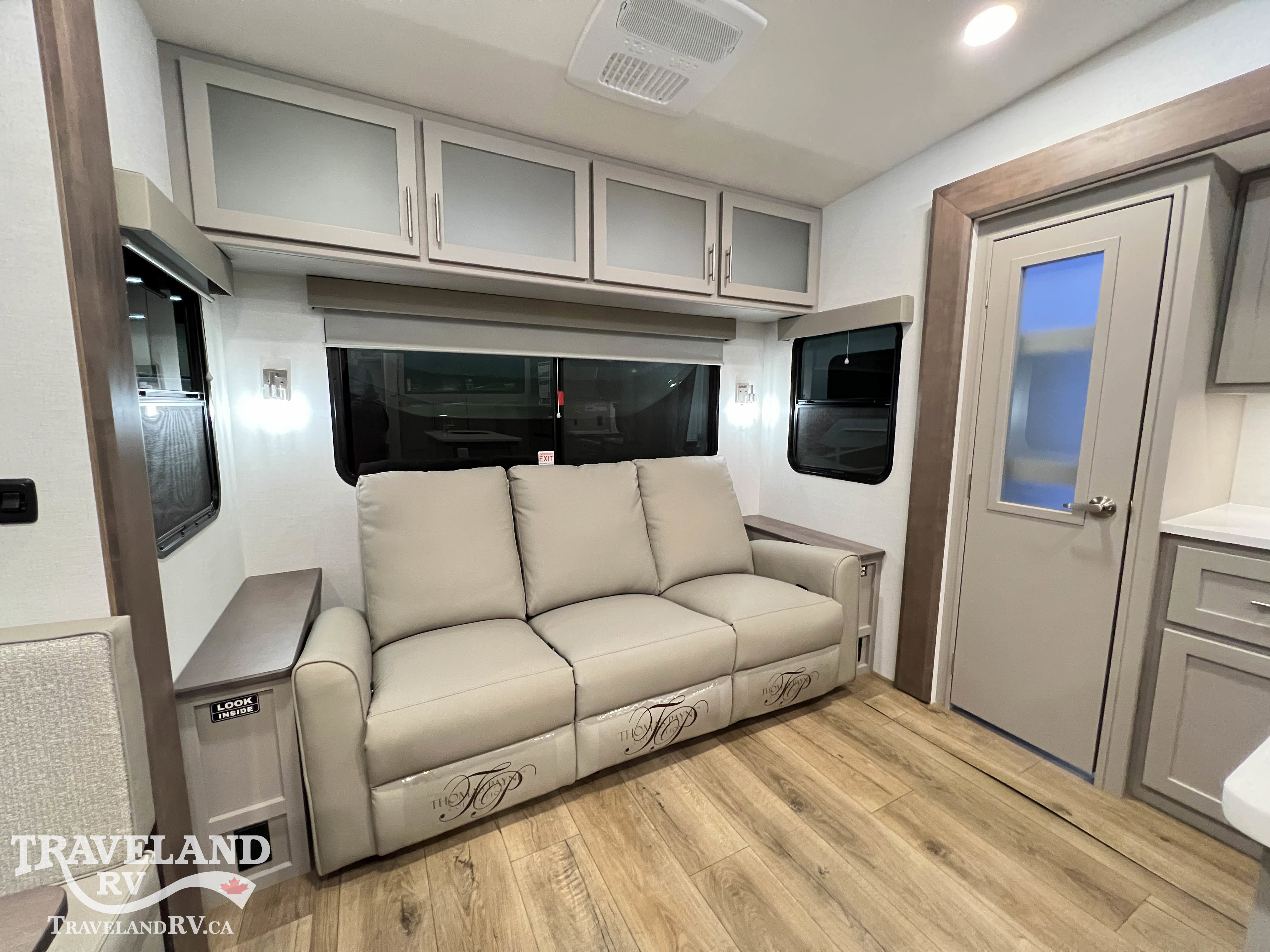 2026 Alliance RV AVENUE 25RL - Image 9