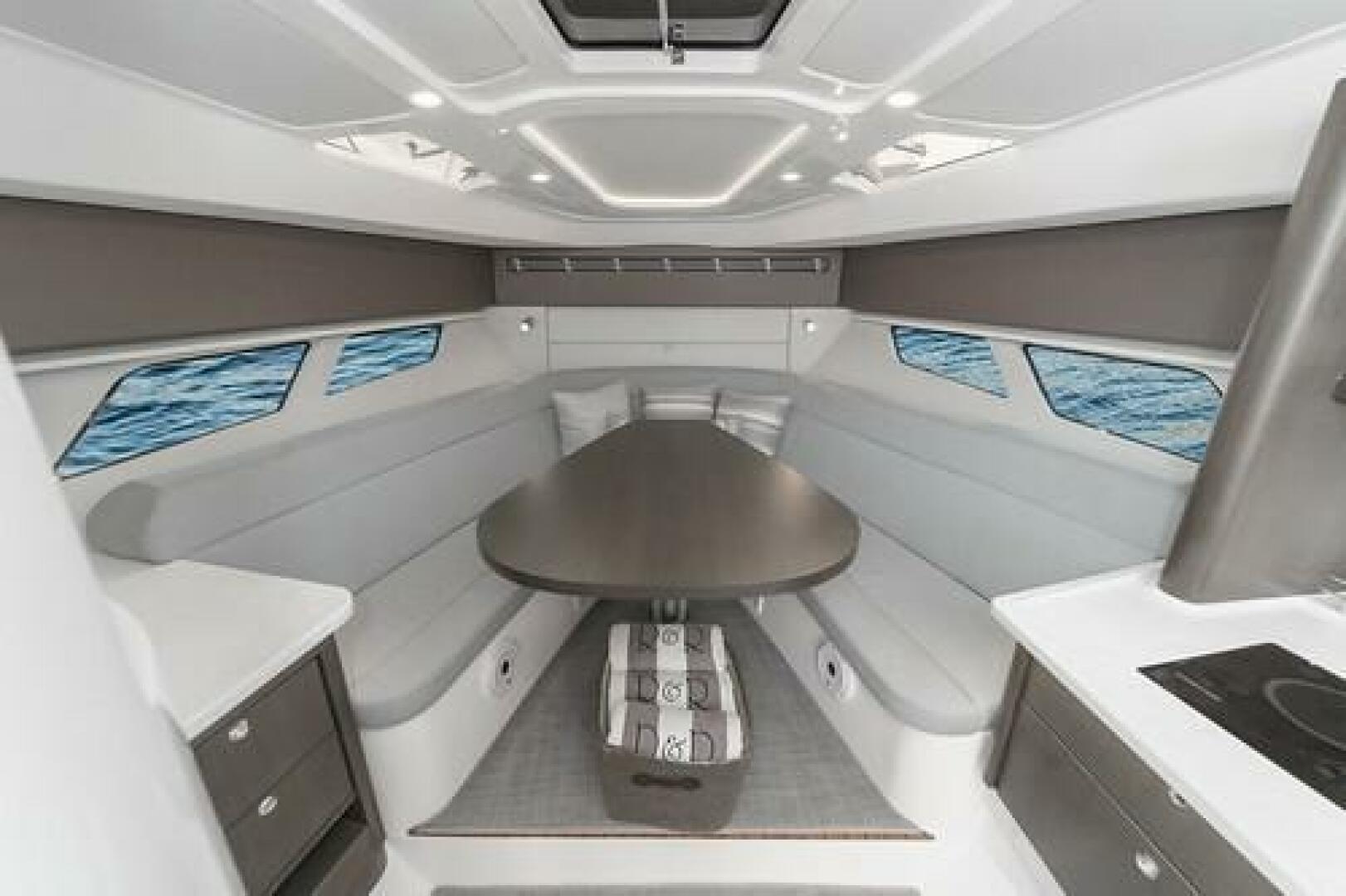 2022 Intrepid 477 Evolution - Image 34