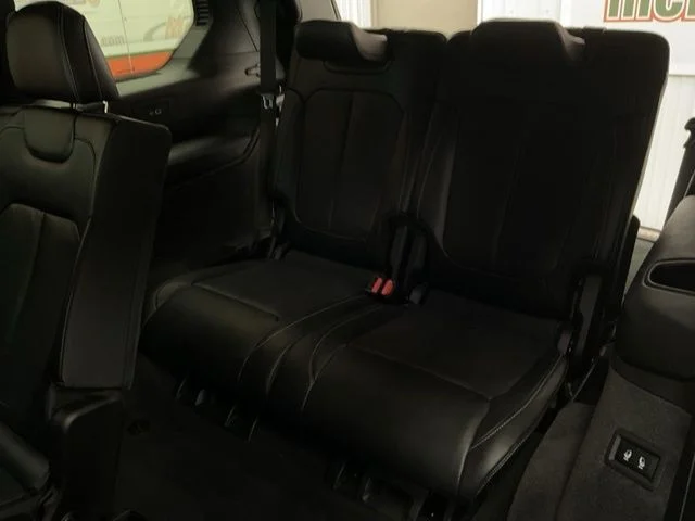 2022 Jeep Grand-Cherokee-L Laredo Altitude 4x4 - Image 16
