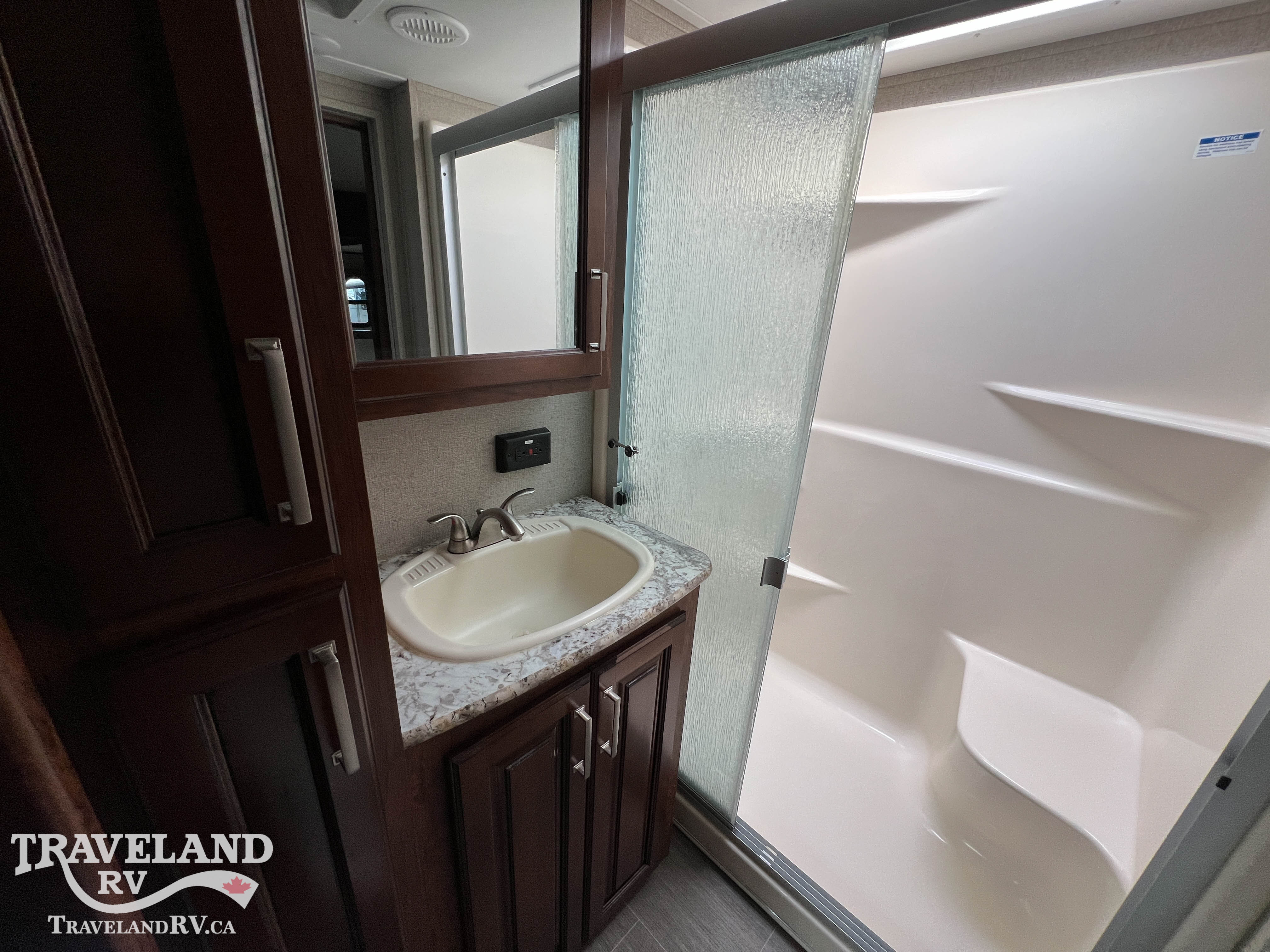 2019 Keystone Avalanche 385BG - Image 28
