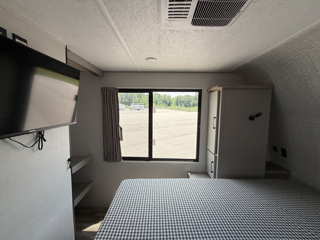 2025 FOREST RIVER VIBE 2600RK - Image 31