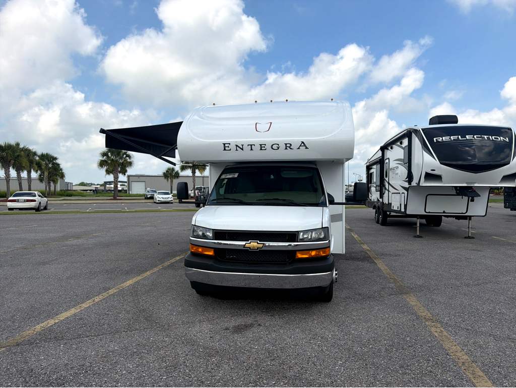 2027 ENTEGRA COACH ODYSSEY SE 22C - Image 11