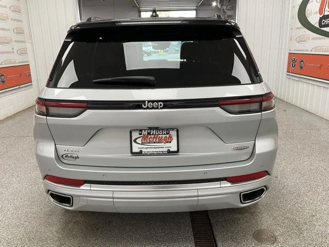 2025 Jeep Grand-Cherokee-L Laredo Altitude 4x4 - Image 6