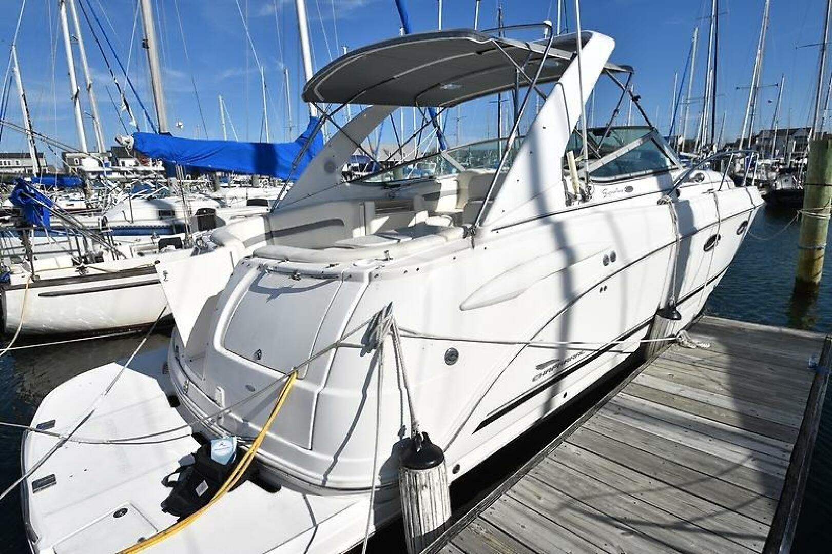 2003 Chaparral Signature 320 - Image 2