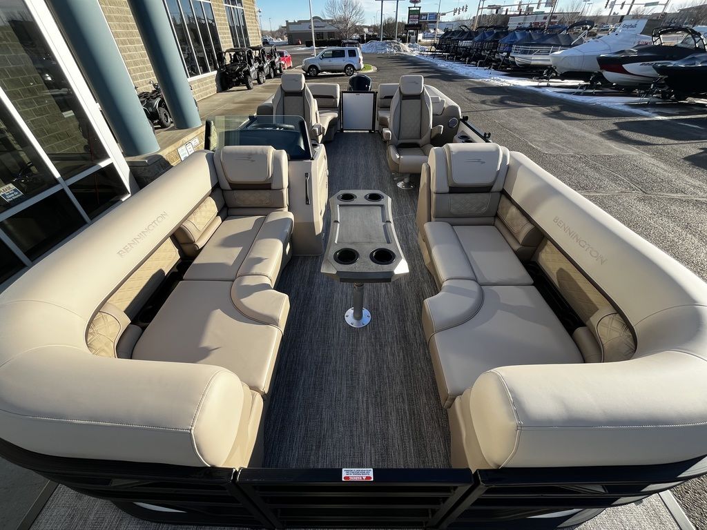 2026 Bennington 22SSR Lux TriToon Pontoon - Image 25