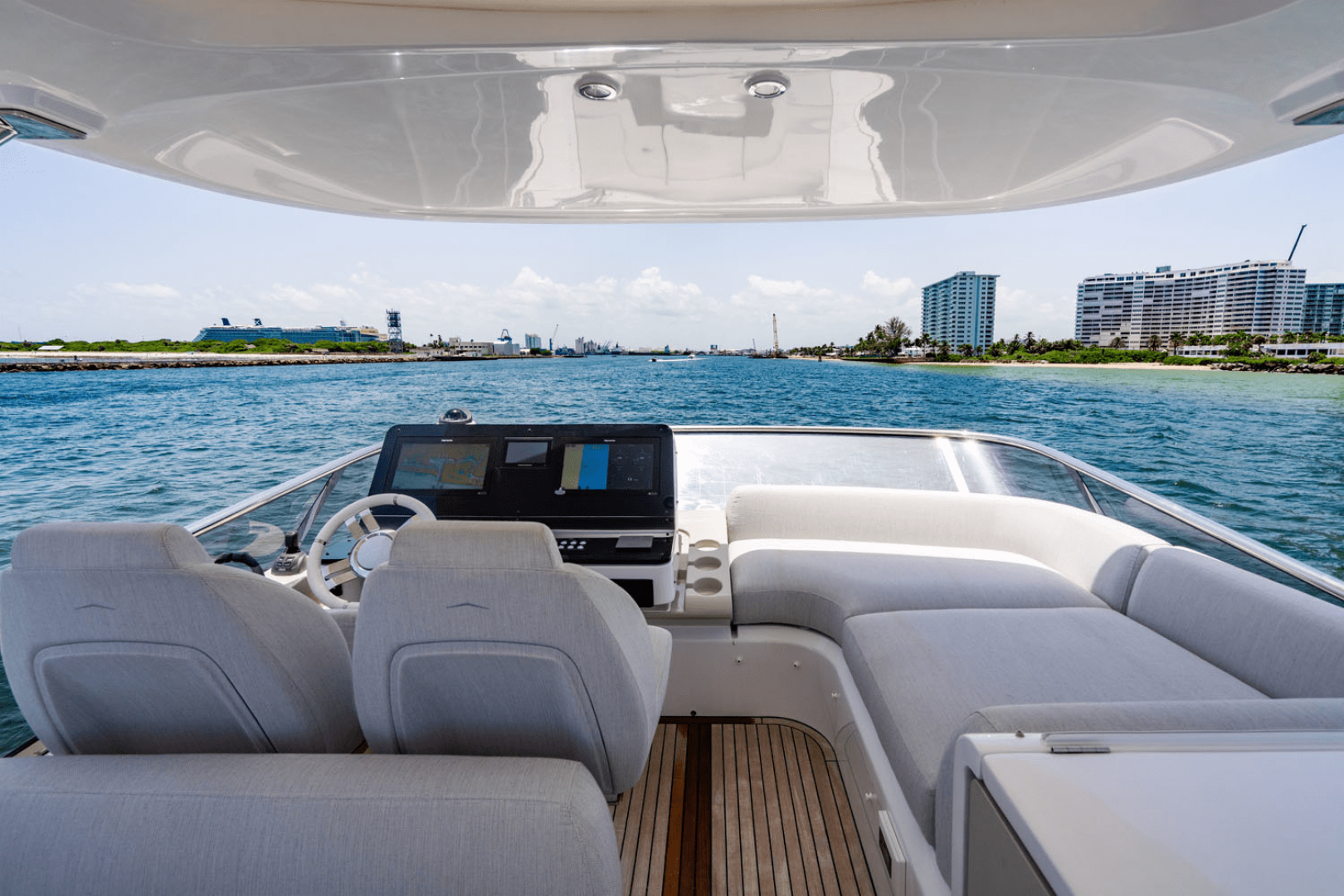 2024 Azimut 60 FLY - Image 63