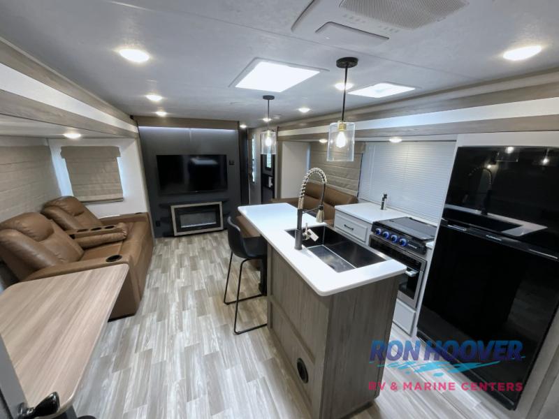 2025 FOREST RIVER 3400BH - Image 30