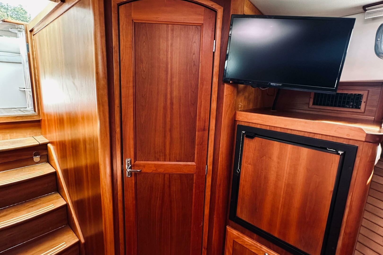 2007 Sabre 34 Express - Image 57