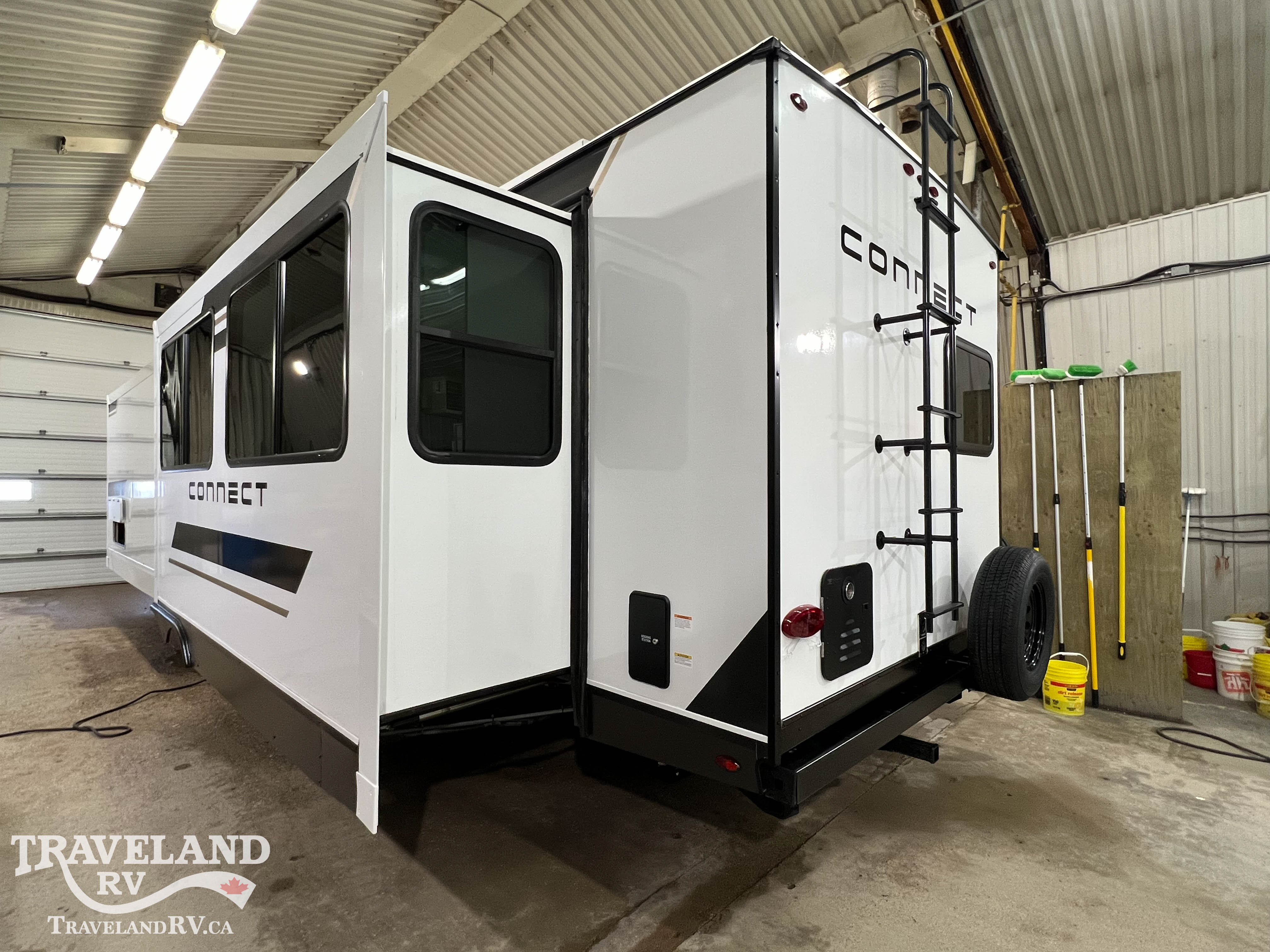 2026 KZ RV Connect C333RLK - Image 9