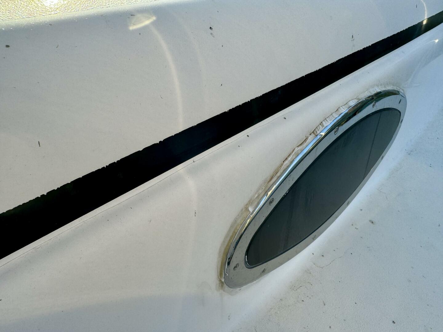 2004 Rinker 342 Fiesta Vee - Image 171