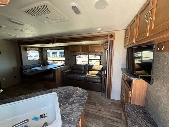 2018 SPRINGDALE SUMMERLAND 2960BH - Image 18