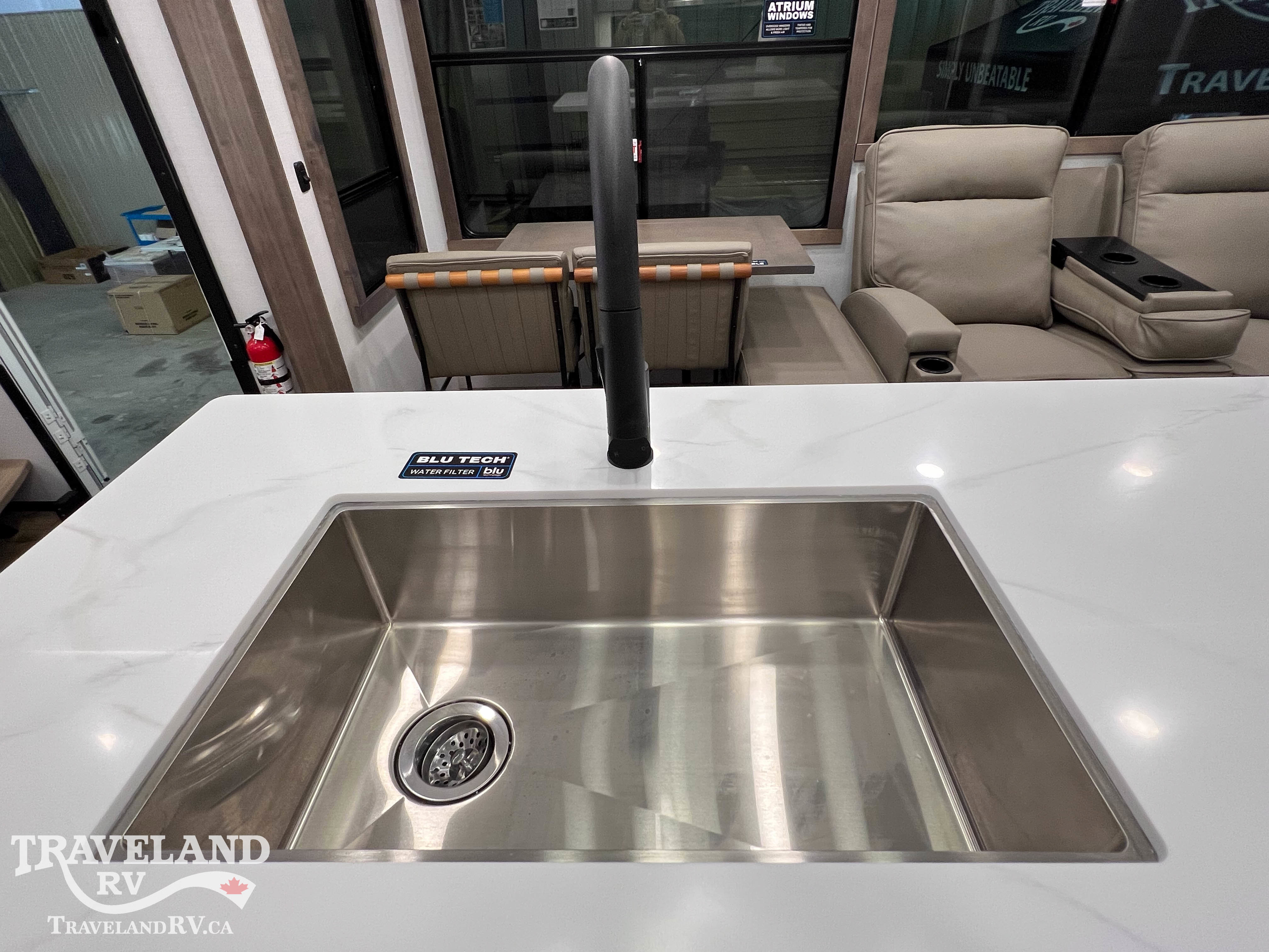 2026 Alliance RV Paradigm 310RL - Image 9