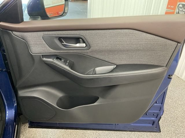 2022 Nissan Rogue Utility 4D SV AWD - Image 36