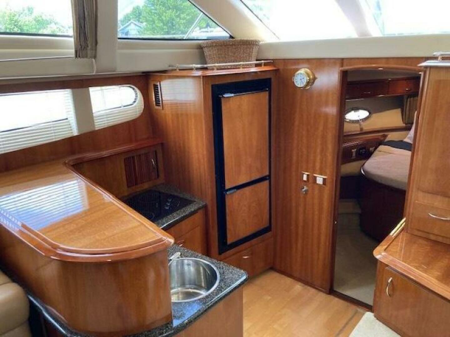 2003 Carver 396 Aft Cabin MY - Image 7