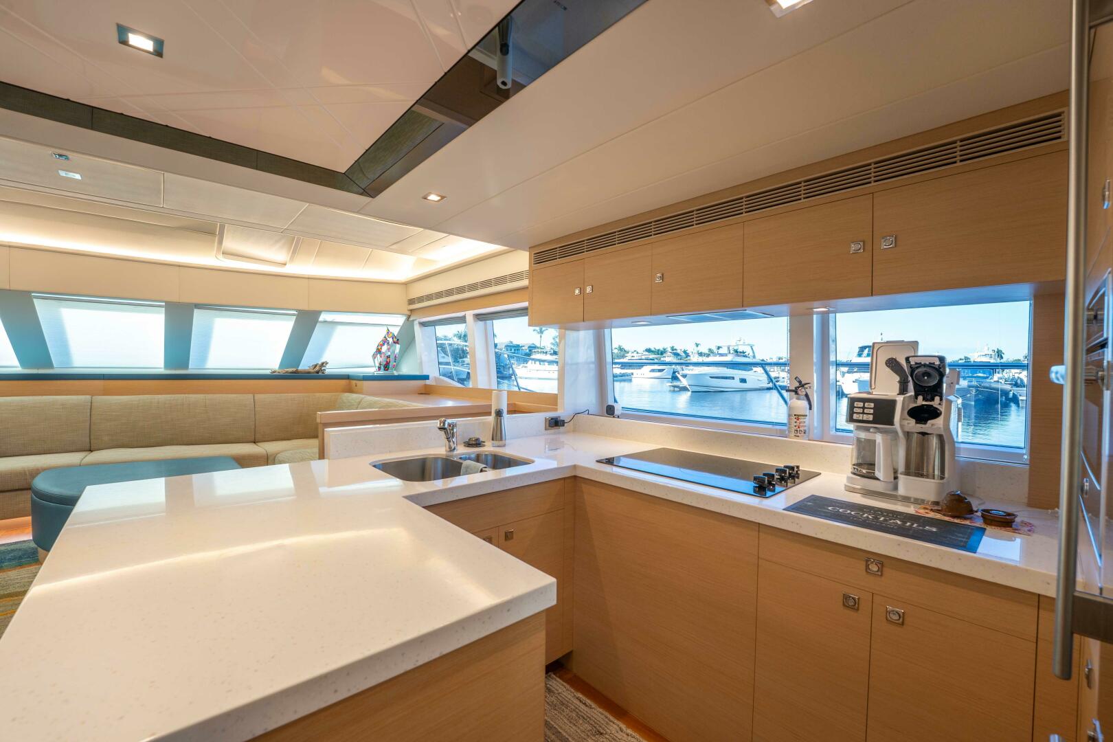 2016 Horizon PC52 - Image 24