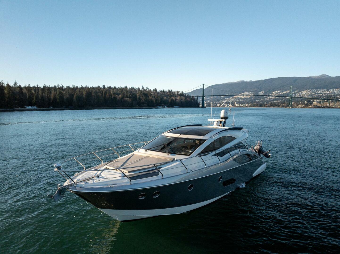 2009 Marquis - Image 3