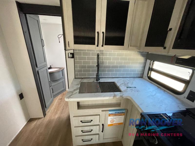 2026 PALOMINO 337BH - Image 12