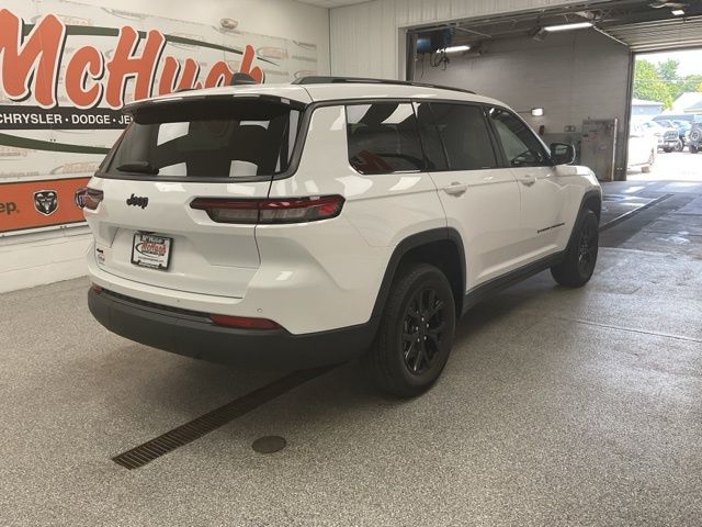 2026 Jeep Grand-Cherokee-L Laredo Altitude 4x4 - Image 9