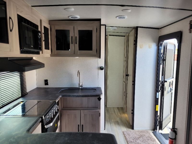2023 Coachmen Northern Spirit Ultra Lite 2764RE - Image 10