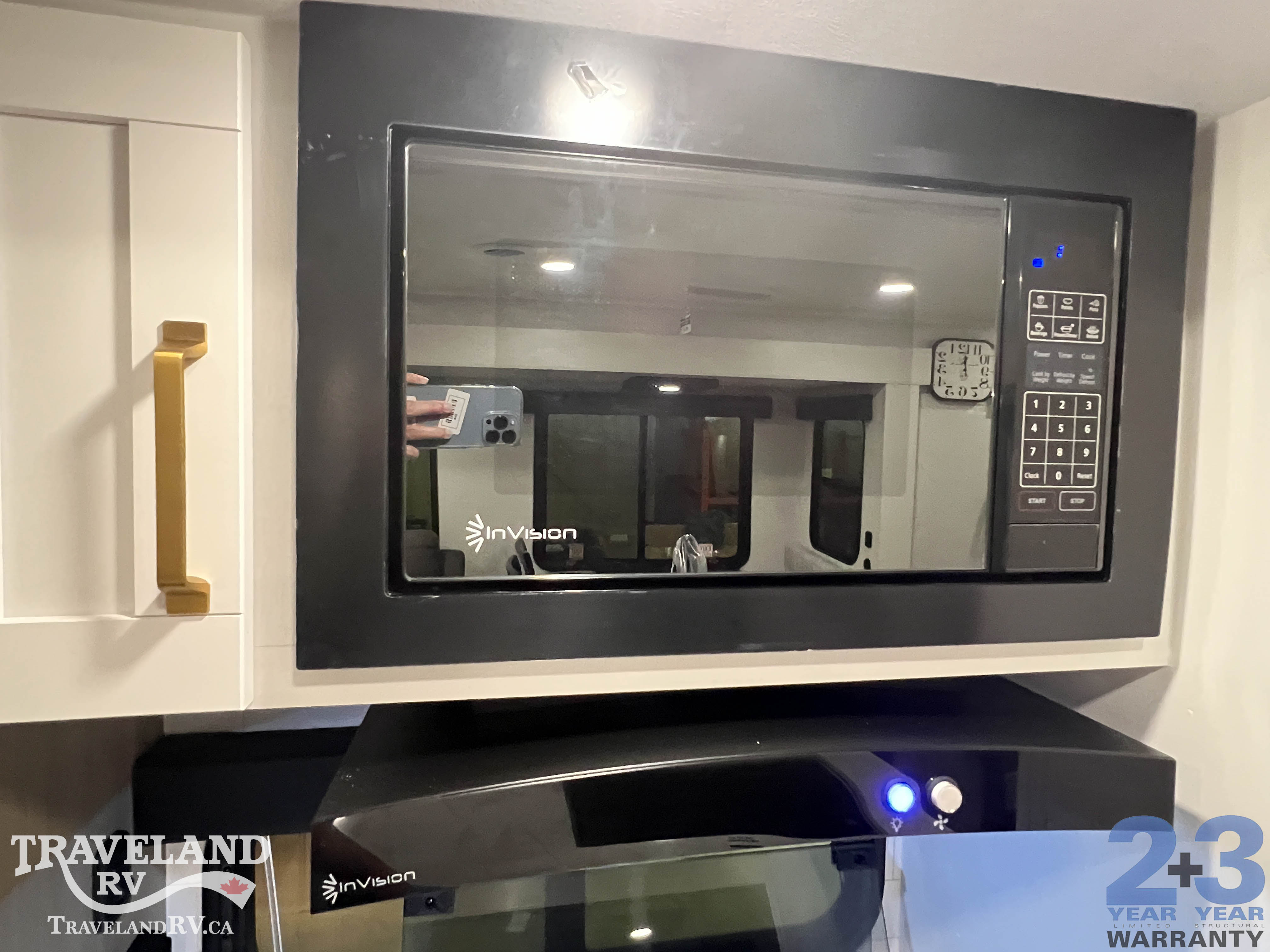 2027 Jayco Eagle 312BHOK - Image 16