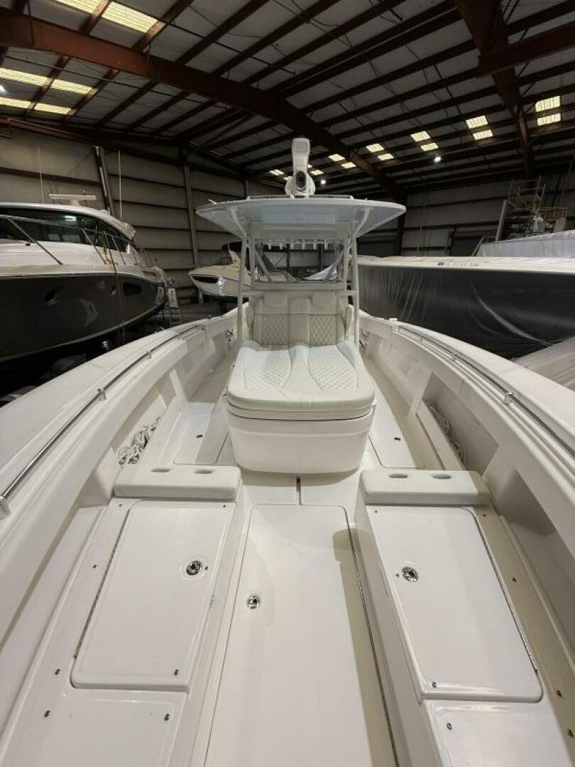 2022 Invincible 39 Open Fisherman - Image 13