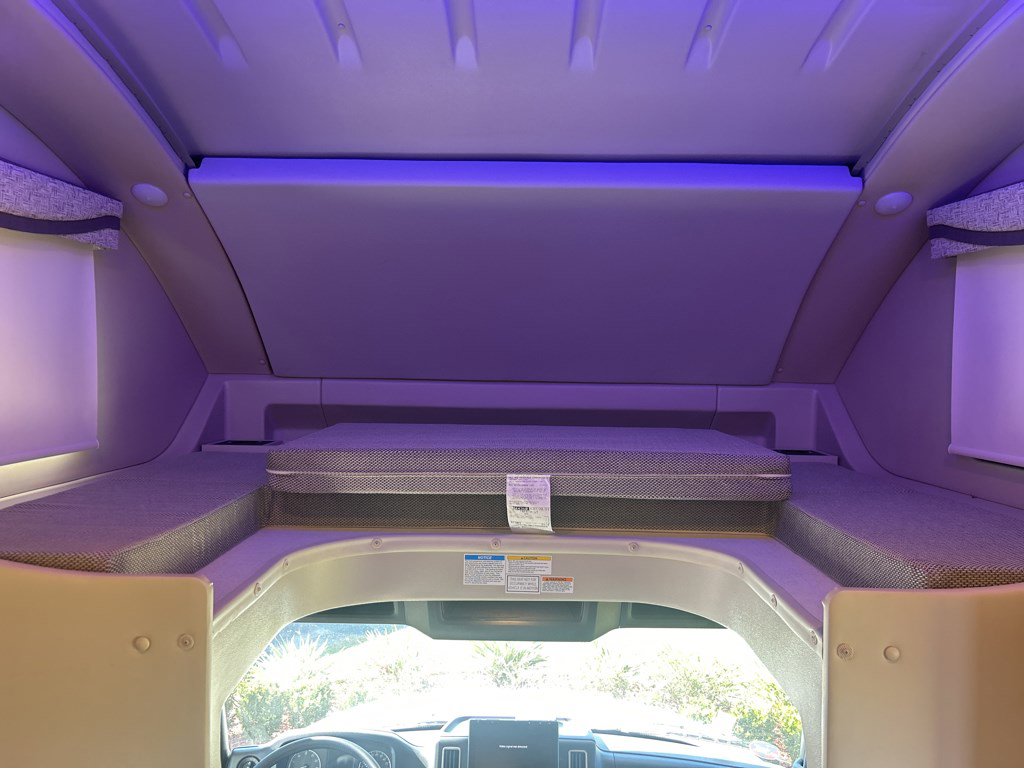 2026 THOR MOTOR COACH PASADENA 38DX - Image 26