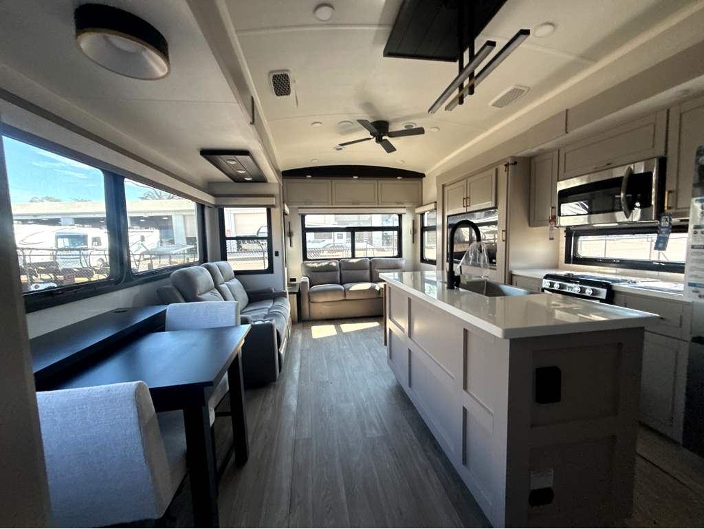 2027 JAYCO NORTH POINT 361RLBH - Image 9