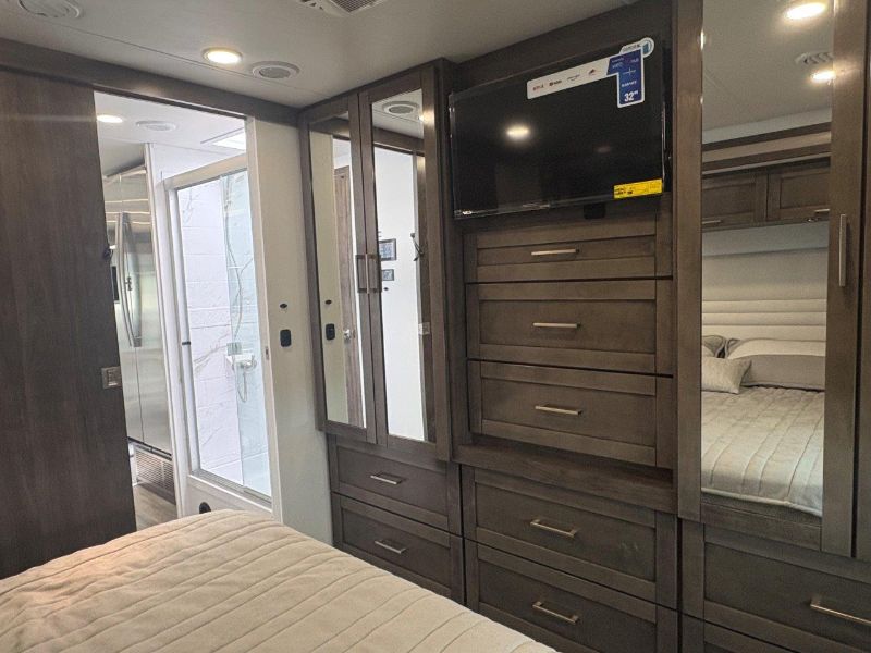 2026 Entegra Coach Vision XL 31UL - Image 23