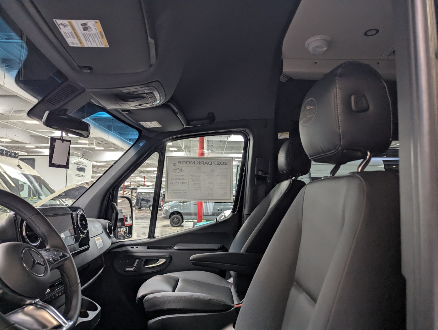 2027 Storyteller Overland Dark Mode XO - Image 5