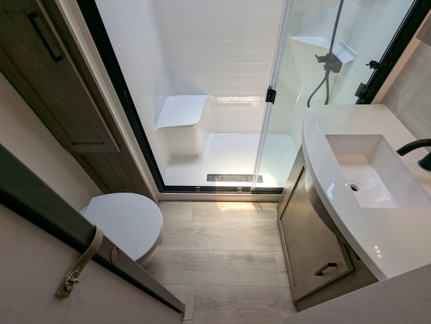 2026 Forest River Rockwood Signature R371RK - Image 16