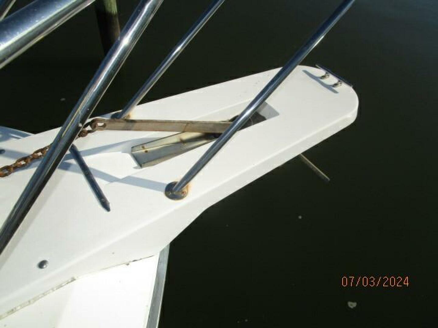 1996 Wellcraft 3300 Coastal - Image 12