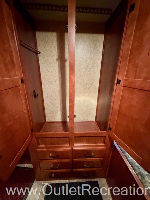 2012 Forest River Sunseeker 2300 - Image 13