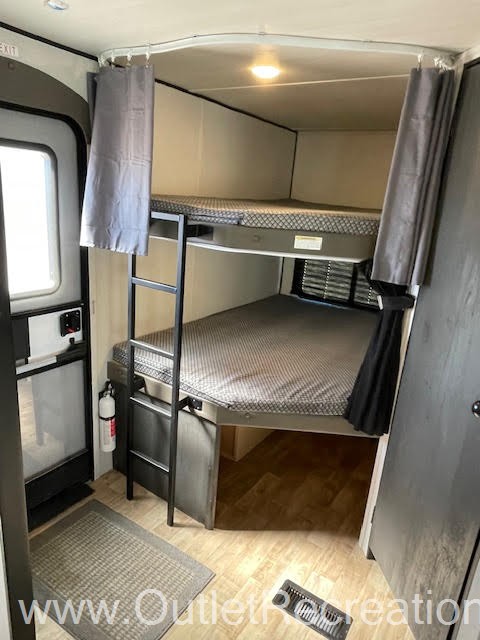 2022 KEYSTONE RV HIDEOUT 29DFS - Image 20