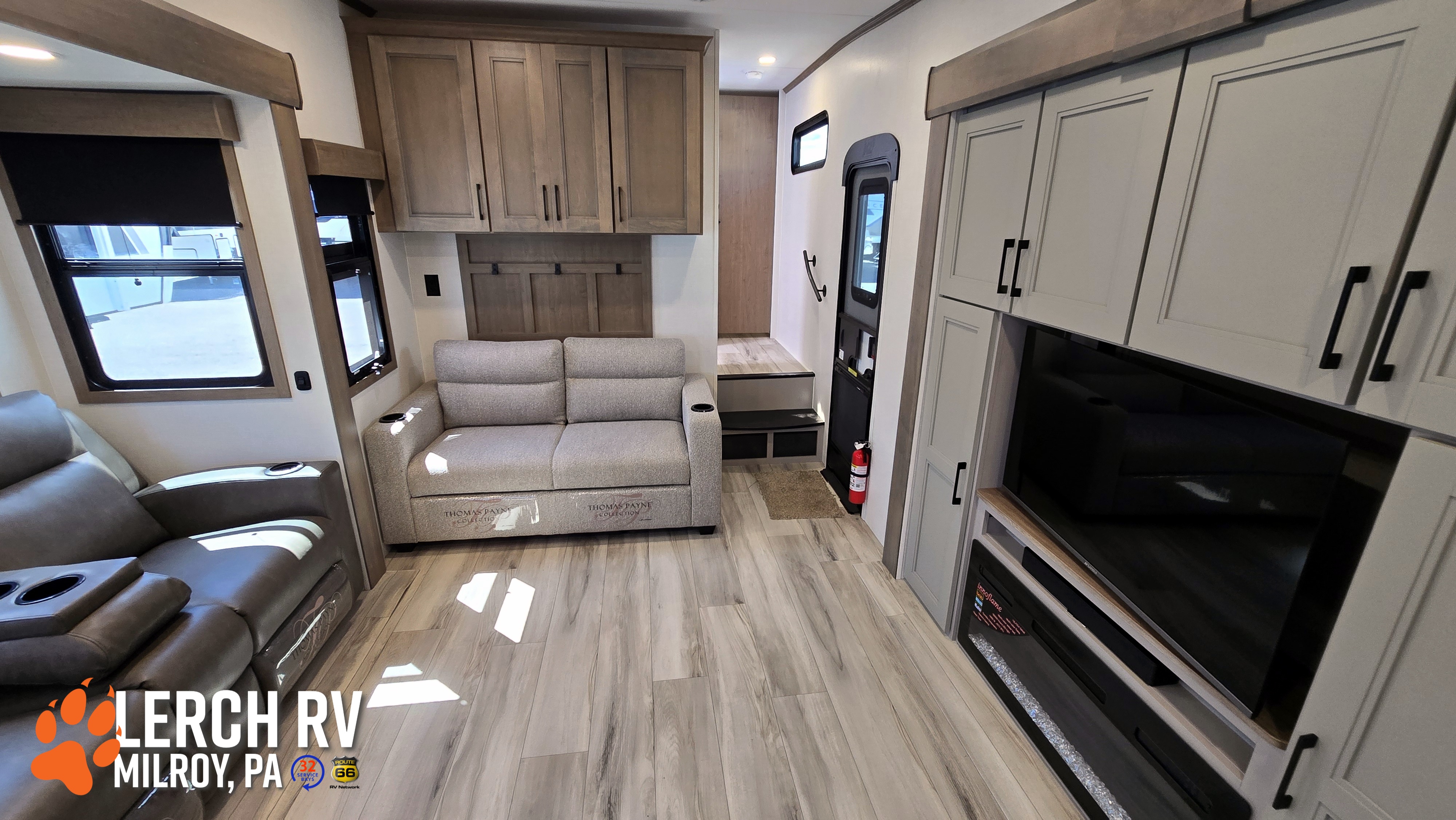 2026 KZ RV Durango HT D256RKT - Image 31