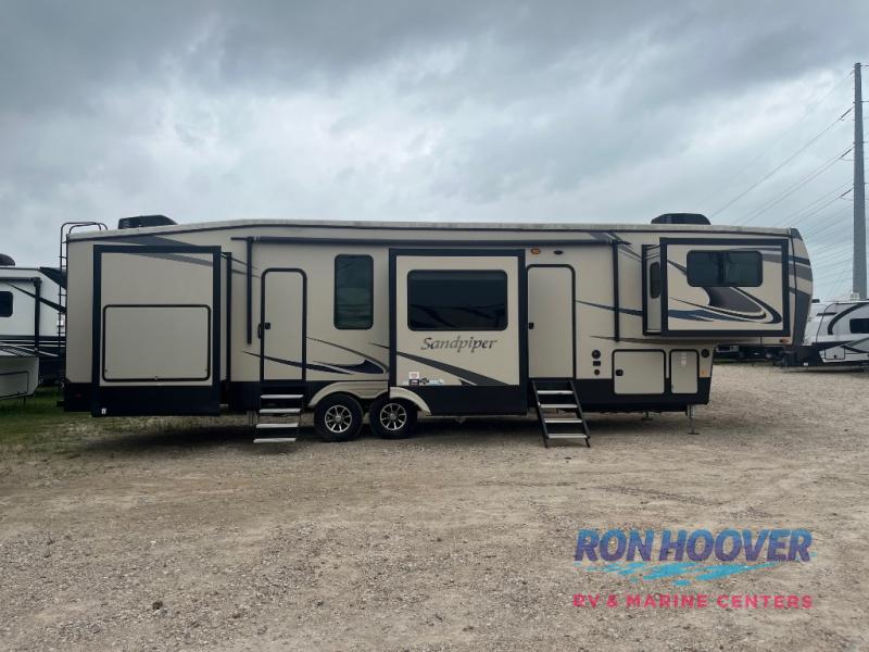 2021 FOREST RIVER 379FLOK - Image 3
