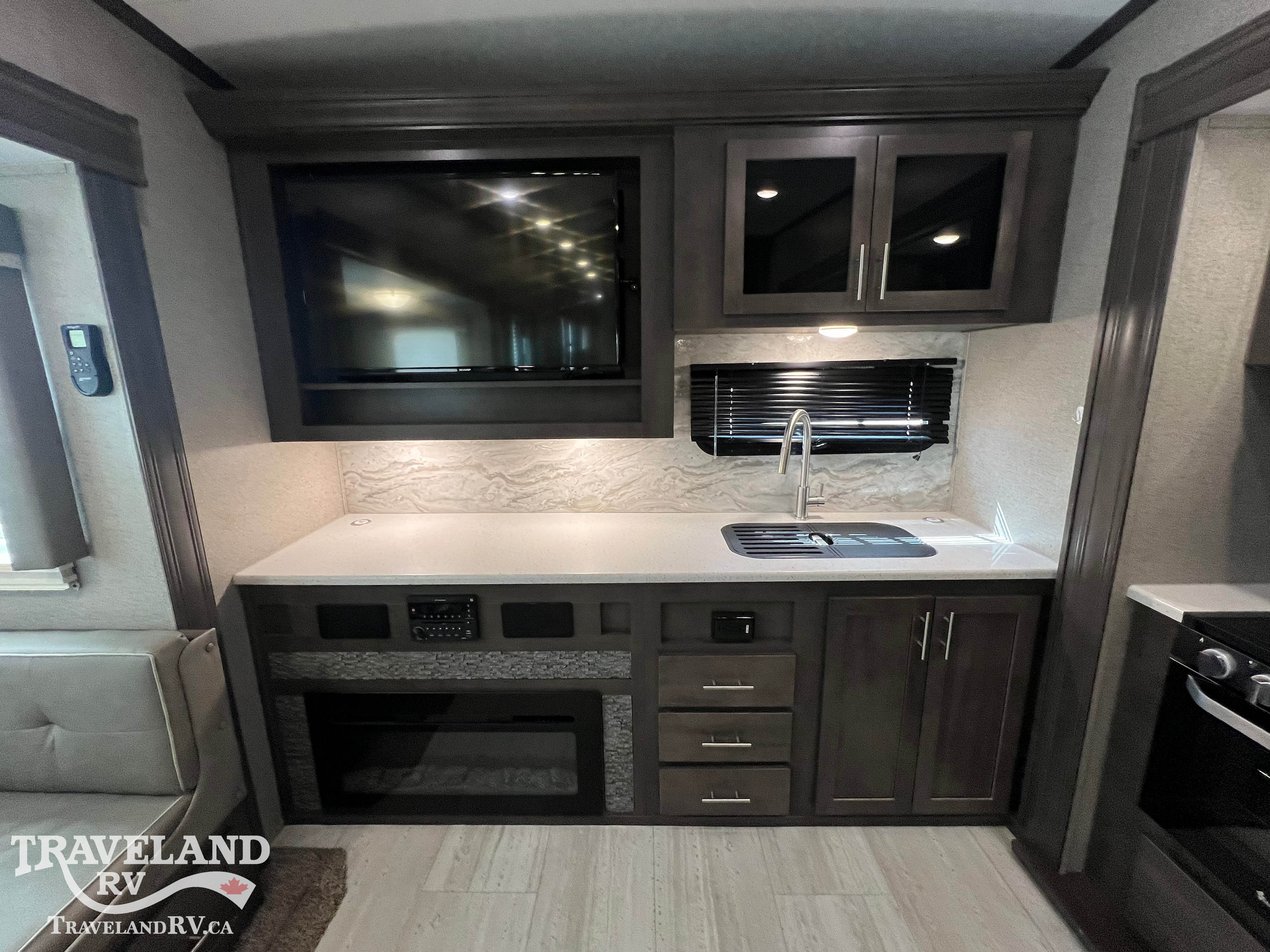 2020 Forest River Rockwood Signature Ultra Lite 2896MB - Image 18