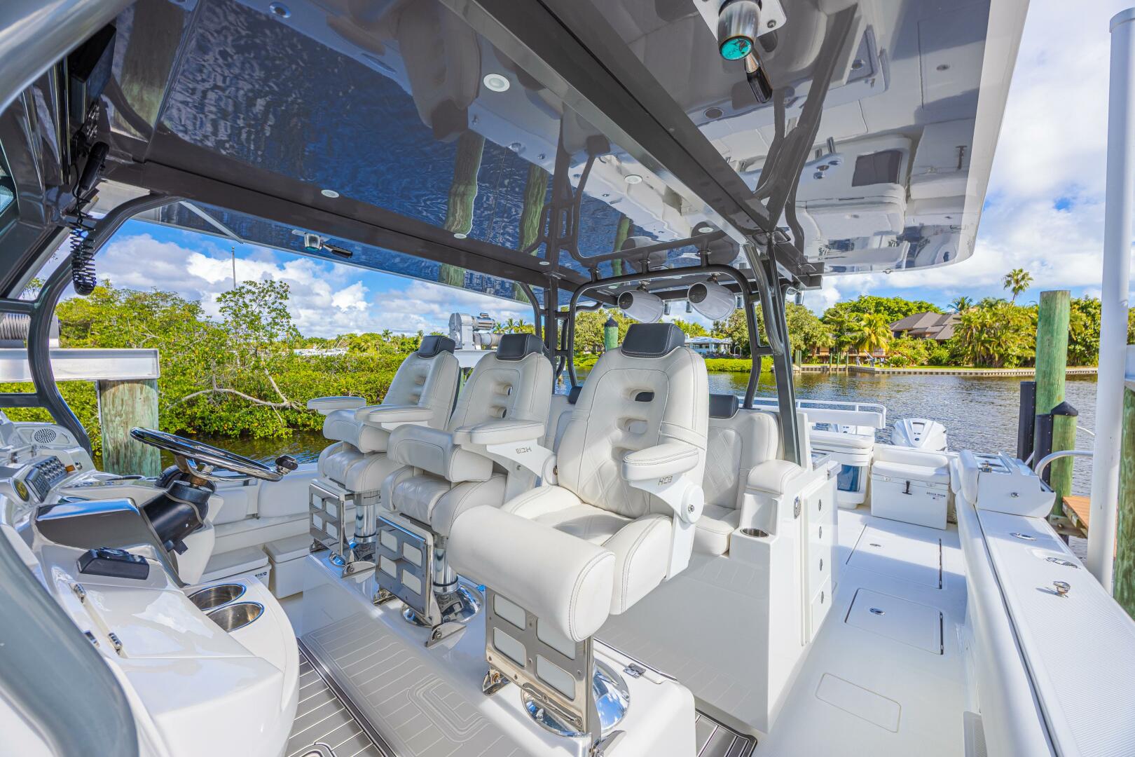 2019 HCB 53 Suenos - Image 20