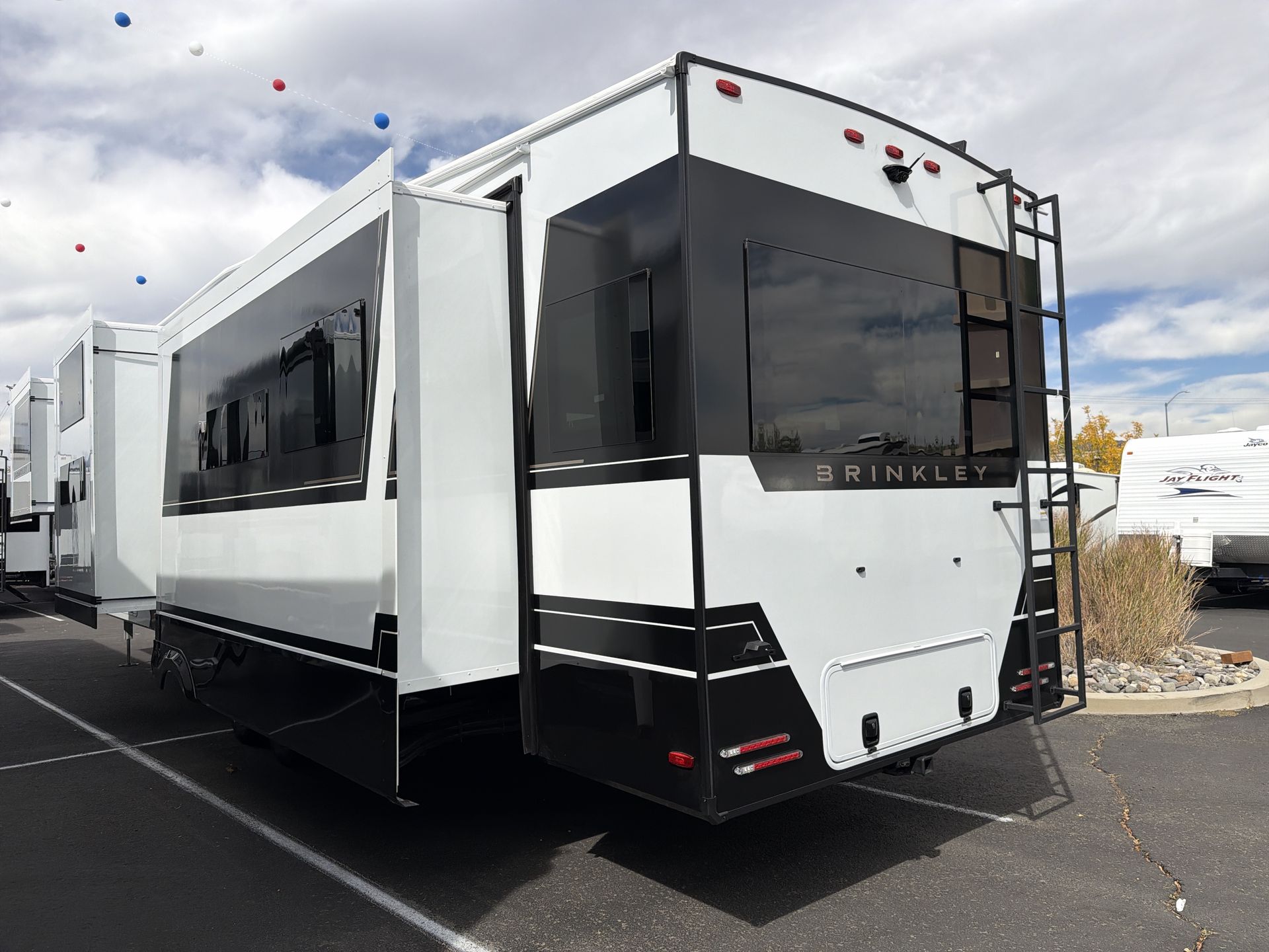 2027 Brinkley RV Model Z 3610 - Image 10