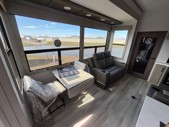 2026 Grand Design Momentum M-Class 395MS - Image 10