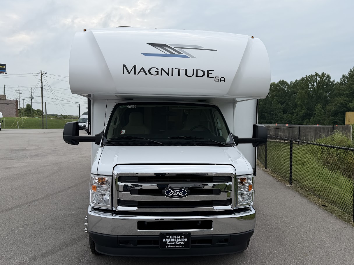 2027 THOR MOTOR COACH MAGNITUDE GA31 - Image 2