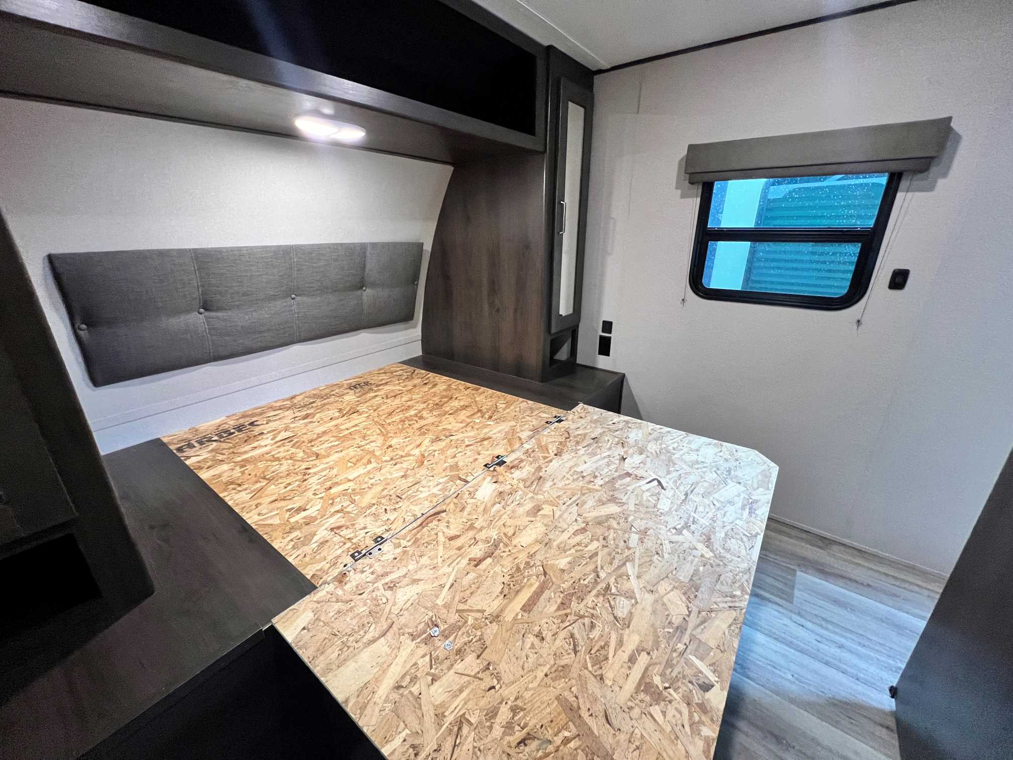 2022 Grand Design Transcend XPLOR 261BH - Image 21