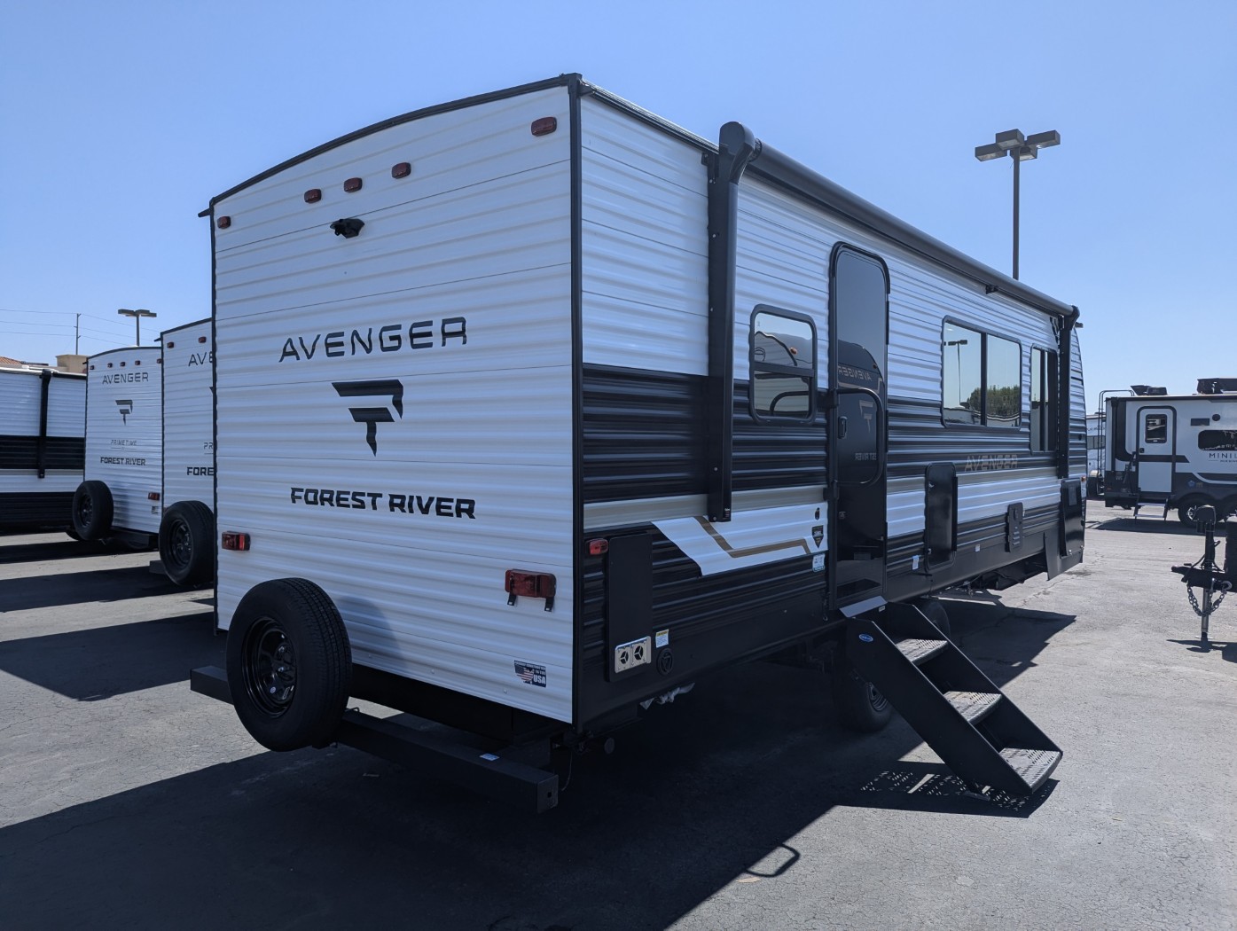 2027 Forest River Avenger 25MKO - Image 6