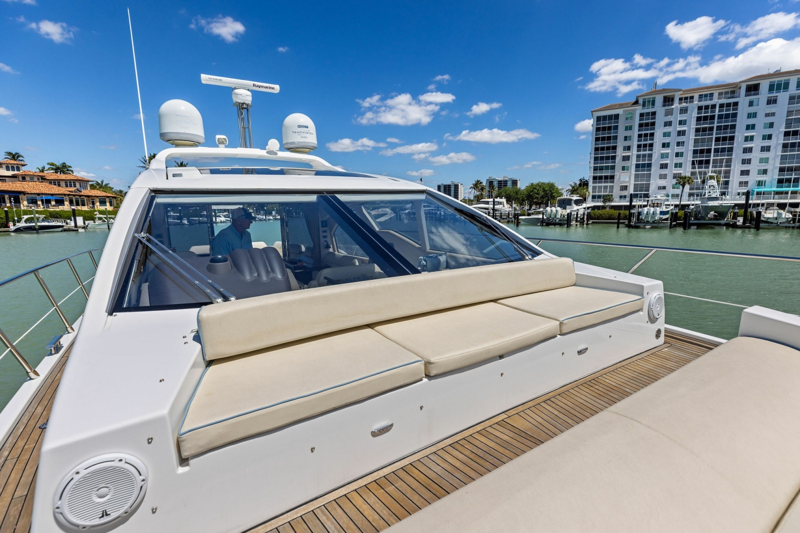 2015 Azimut 55S - Image 18