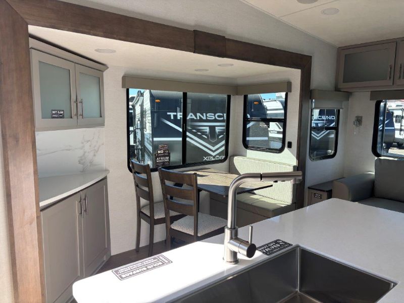 2026 Alliance RV Avenue 25RL - Image 7